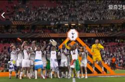 开云体育-曼联入场阵不敌托特纳姆热刺，放弃守卫领先