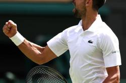 开云体育app-包含温网轻取法网，穆雷点燃赛场的词条