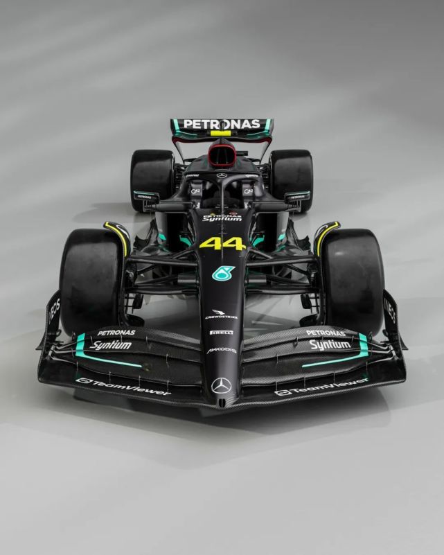 伦敦举行F1赛车比赛，国乒表现遗憾