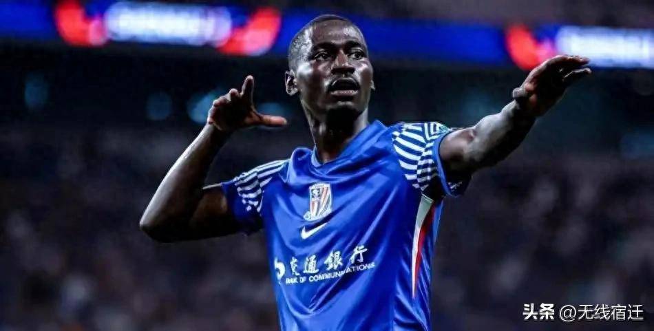 上海申花客场不敌河南嵩山龙,排名下滑 上海申花客场不敌河南嵩山龙,排名下滑