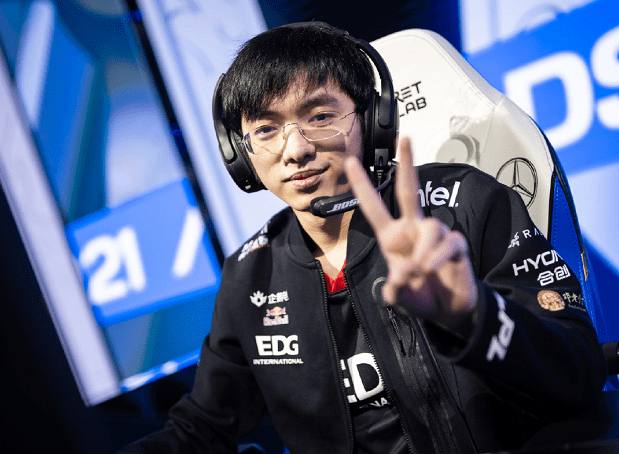 HKA轻取GEN,Meiko2三分雨点燃全场的简单介绍 HKA轻取GEN,Meiko2三分雨点燃全场的简单介绍