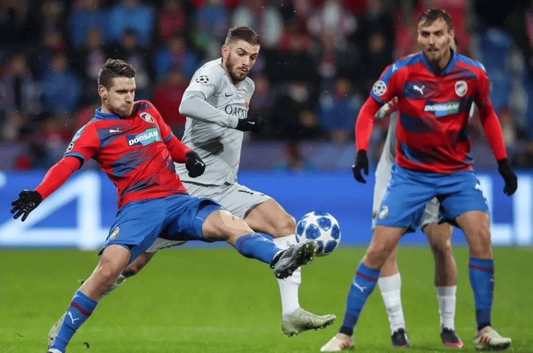 拉齐奥攻势犀利，轻松战胜对手