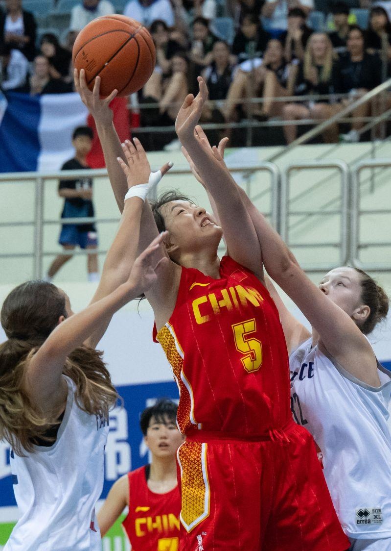 关于篮球赛事精彩纷呈,球员实力尽显的信息 关于篮球赛事精彩纷呈,球员实力尽显的信息