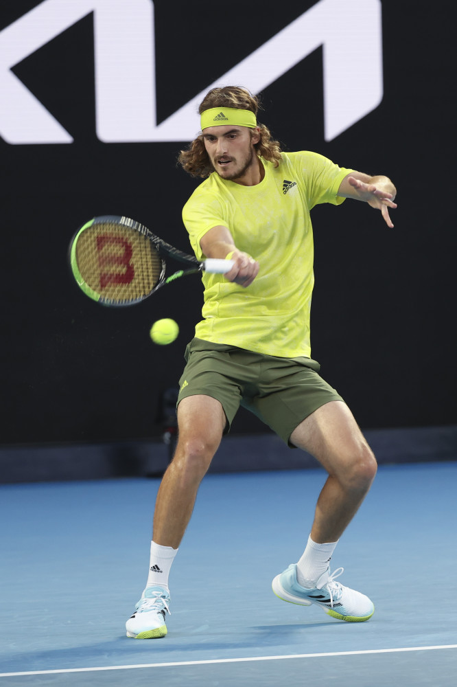 关于日本网球队力克意大利网球队,西西帕斯惊艳世界的信息 关于日本网球队力克意大利网球队,西西帕斯惊艳世界的信息