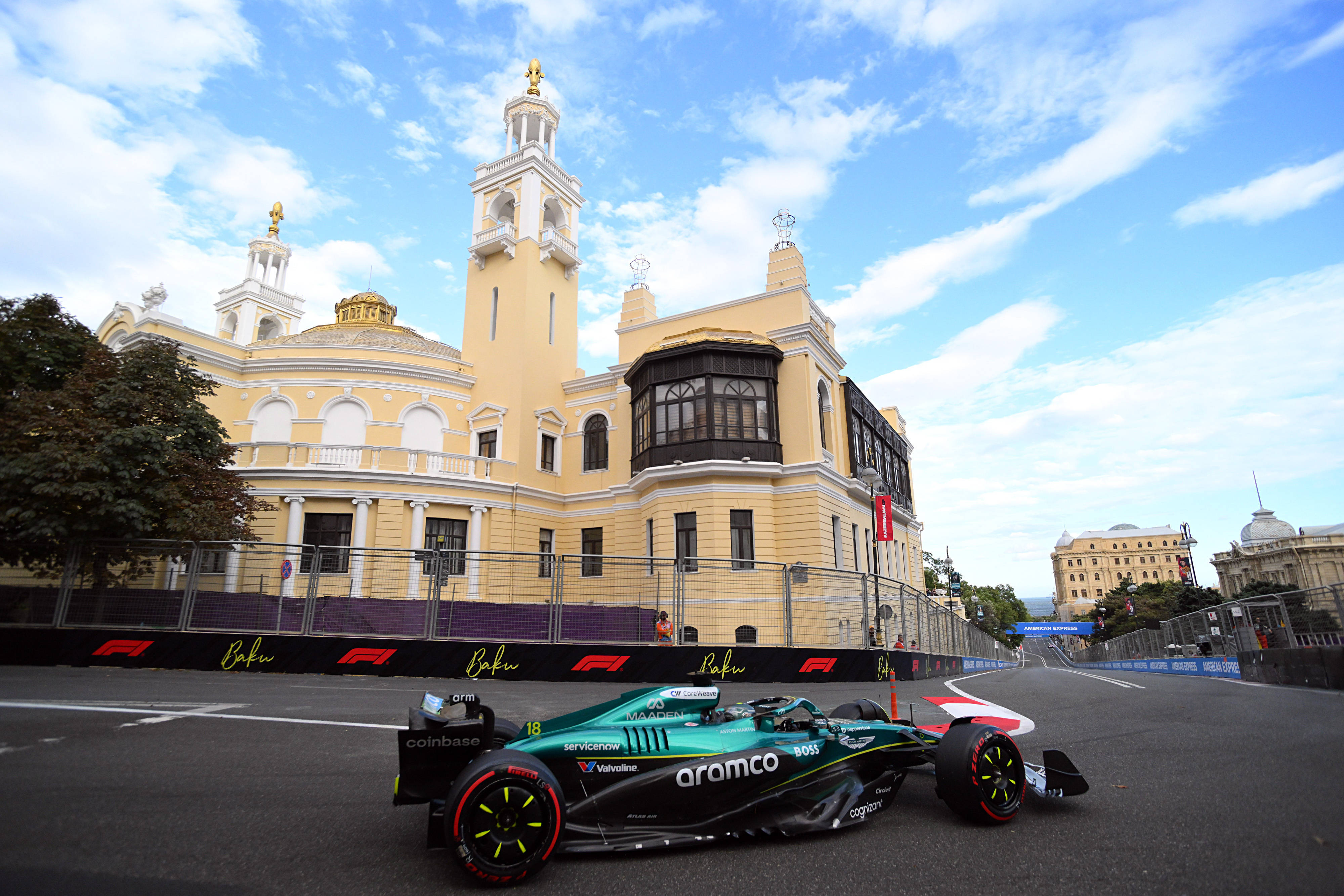 阿斯顿马丁完胜索伯车队,阿隆索扛起全队的简单介绍 阿斯顿马丁完胜索伯车队,阿隆索扛起全队的简单介绍